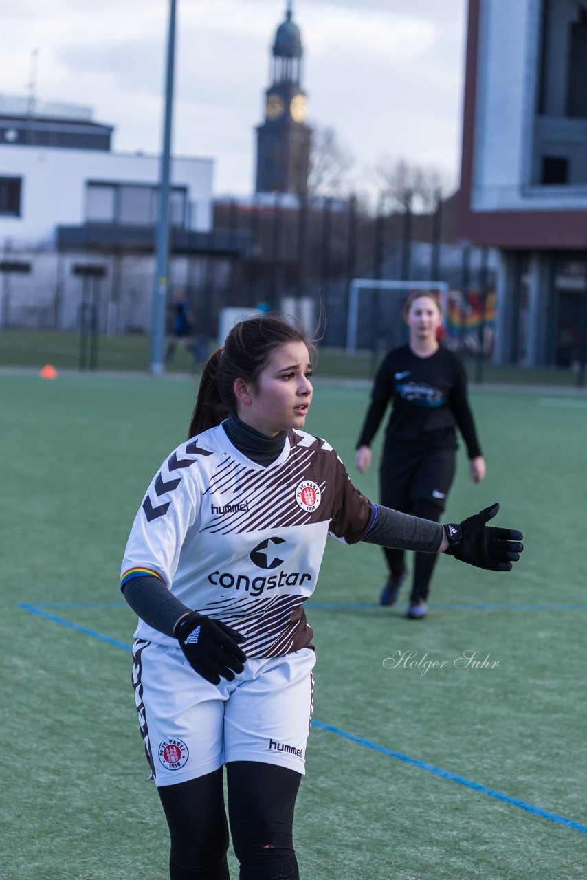 Bild 200 - wBJ St.Pauli - MSG Steinhorst-Krummesse : Ergebnis: 1:2